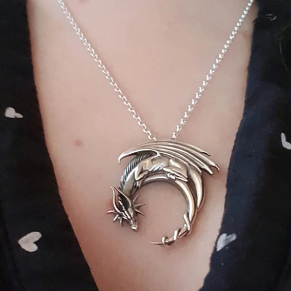 necklace dragon